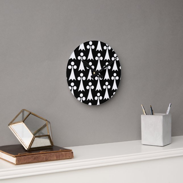 Ermine Pattern, Mediaeval Pattern, White on Black Round Clock (Office)