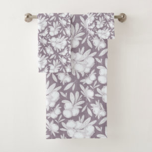 Etched Berry Branch Towel Collection