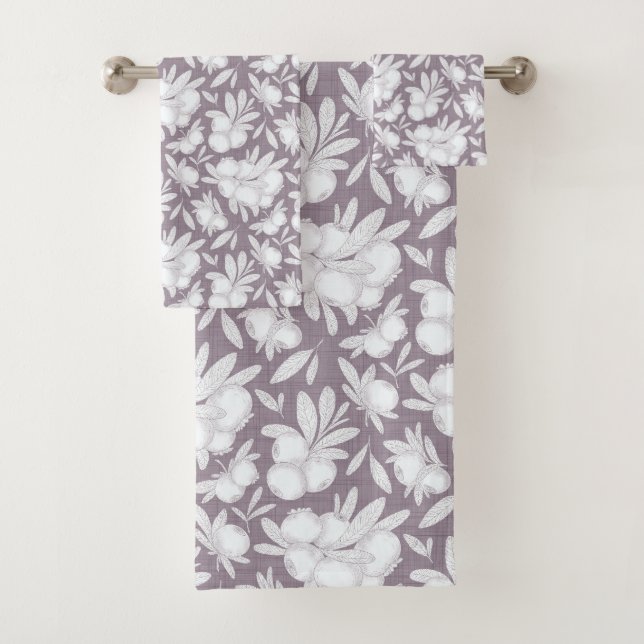 Etched Berry Branch Towel Collection (Insitu)