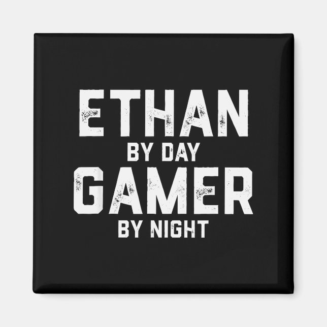 Ethan Gamer Halloween Gaming Costume For Men Named Magnet (Front)