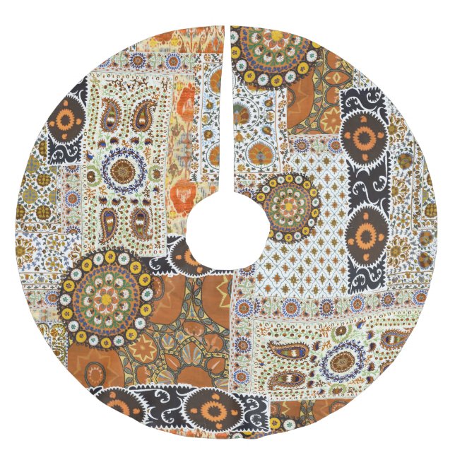 Ethnic Digital Abstract: Seamless Pattern Brushed Polyester Tree Skirt (Front)