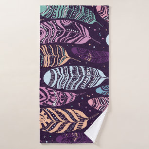 Ethnic feathers: black and white pattern bath towel