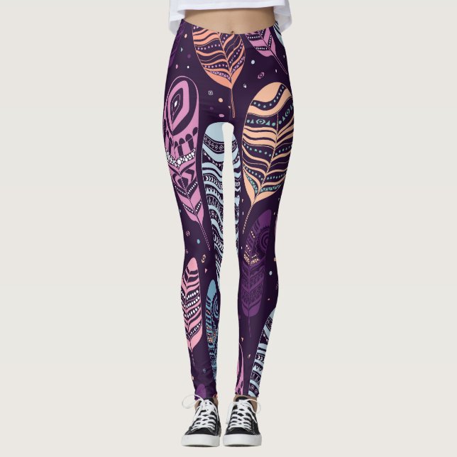 Ethnic feathers: black and white pattern leggings (Front)