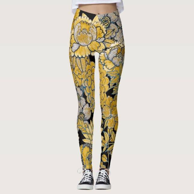 Ethnic Floral: Creative Paisley Texture. Leggings (Front)