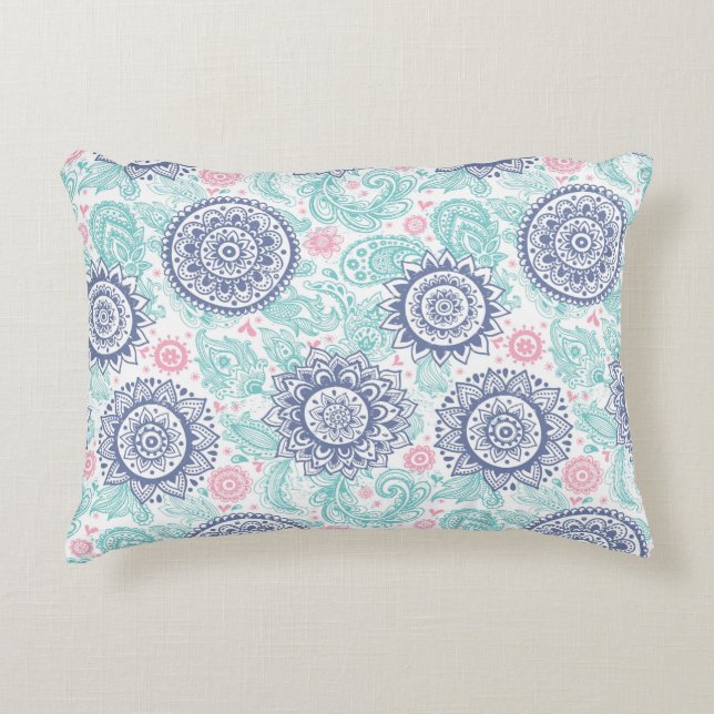 Ethnic Paisley Pattern Decorative Cushion (Front)