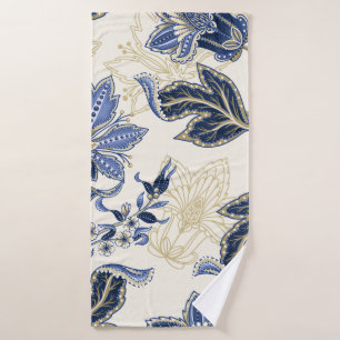 Ethnic seamless pattern with Indian ornament. Vint Bath Towel