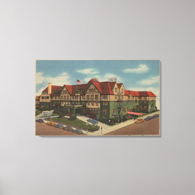 Eureka Inn Hotel View in Eureka, California Canvas Print (Front)