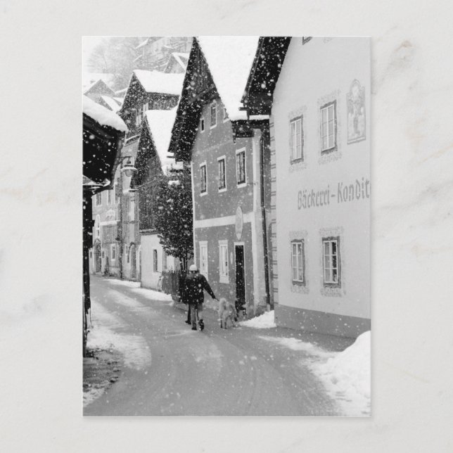 Europe, Austria, Hallstat. Snowy street Postcard (Front)