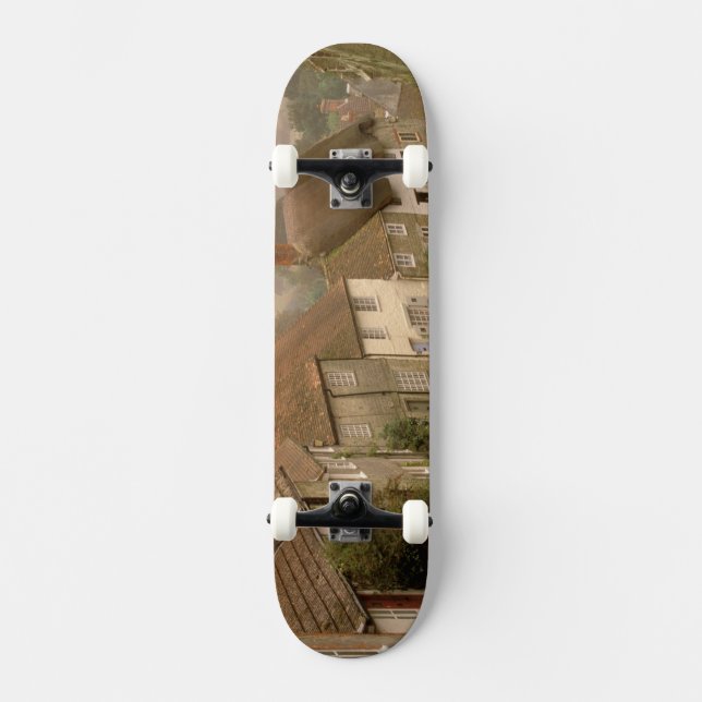 Europe, England, Dorset, Shaftesbury. Gold hill Skateboard (Front)