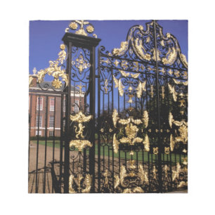 Europe, England, London. Gilded gate outside of 2 Notepad