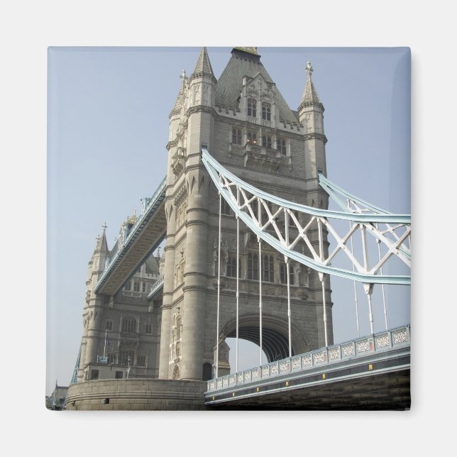 Europe, England, London. Tower Bridge over the Magnet (Front)