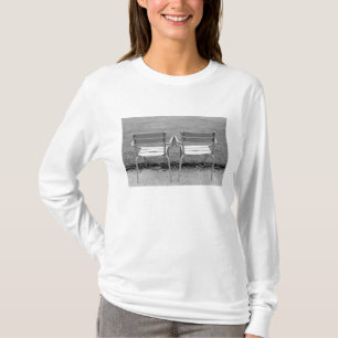 Europe, France, Paris. Chairs, Jardin du 2 T-Shirt