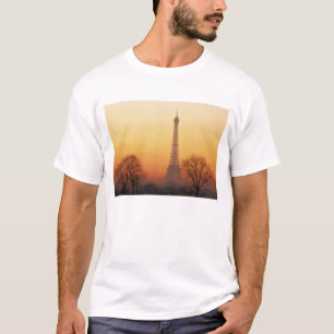 Europe, France, Paris. Eiffel Tower (Medium T-Shirt