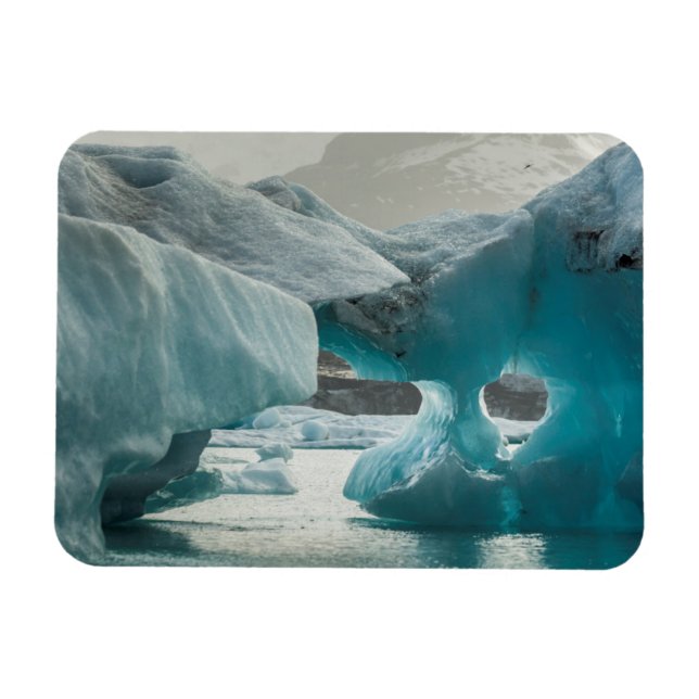 Europe, Iceland, JokUSArlon. Iceberg Formations Magnet (Horizontal)