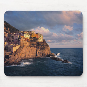 Europe, Italy, Manarola. The cliff-nestled Mouse Mat