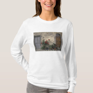 Europe, Italy, Tuscany, Chianti, Tuscan doorway; T-Shirt