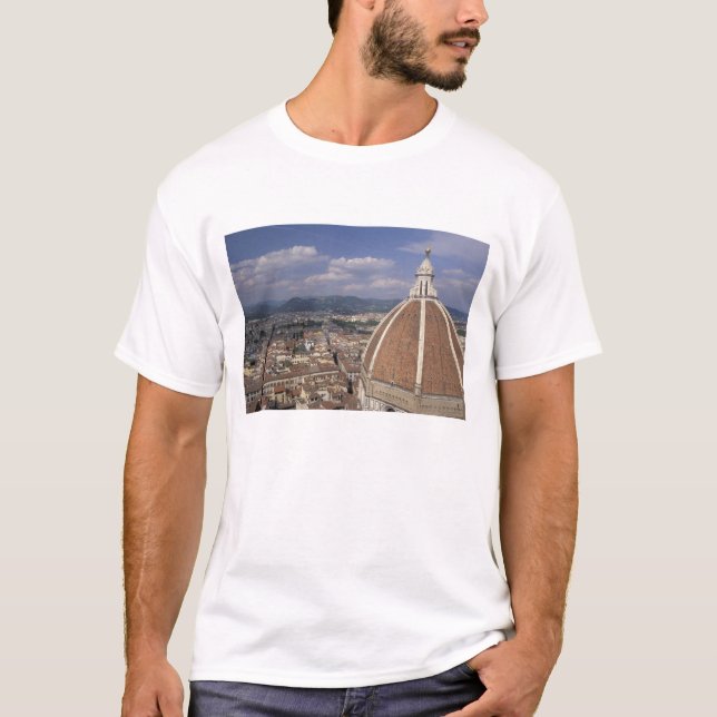 Europe, Italy, Tuscany, Florence. Piazza del T-Shirt (Front)
