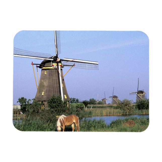 Europe, Netherlands, Zuid Holland, Kinderdijk. 2 Magnet (Horizontal)