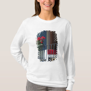 Europe, Portugal. Historic town of Sintra. T-Shirt