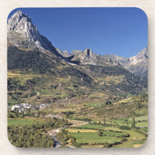 Europe, Spain, Sallent de Gallego. A small Coaster