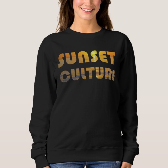 Evening mood on beach sun sinks into ocean seaside sweatshirt (Front)