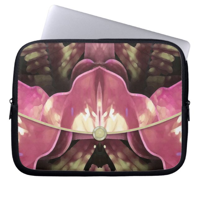 Evening Purse Laptop Sleeve (Front)