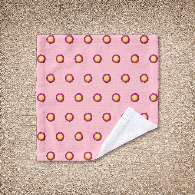 Everlasting Flower Seamless Pattern on Wash Cloth (Everlasting flower seamless pattern on pink wash cloth)