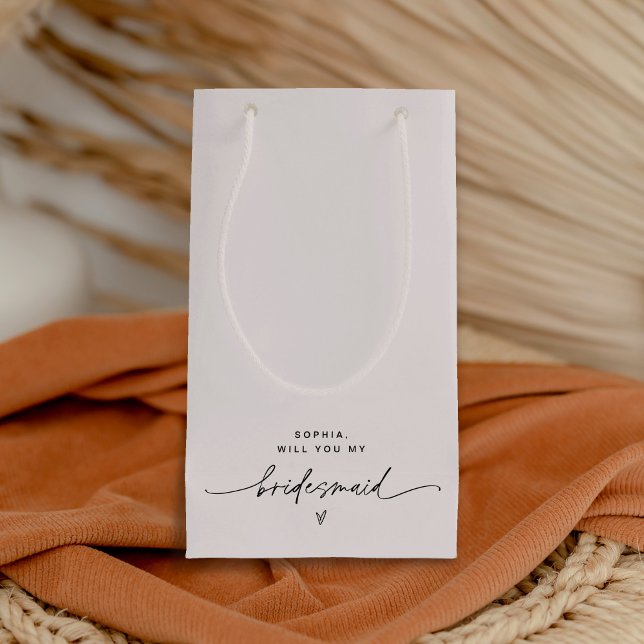 EVERLEIGH Minimalist Bridesmaid Gift Bag (Creator Uploaded)