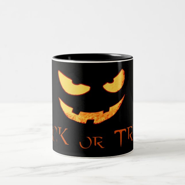 Evil Pumpkin Face Halloween Mug (Center)