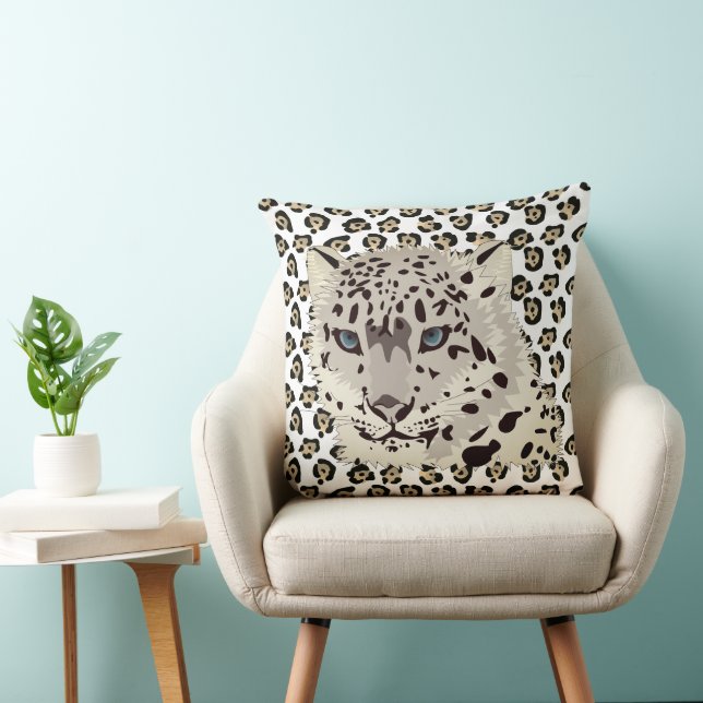 Exotic leopard cushion (Chair)