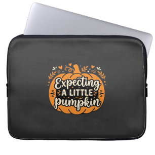 Expecting a Little Pumpkin Halloween Pregnancy Des Laptop Sleeve