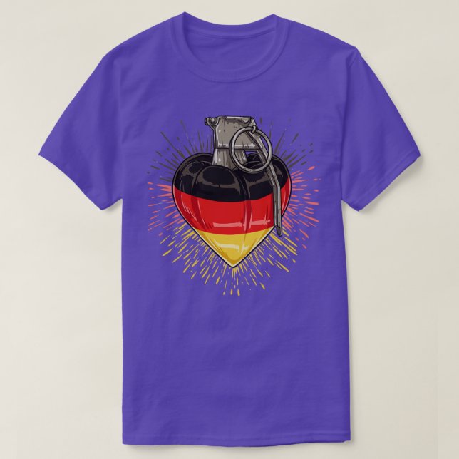 Explosive love for Germany  T-Shirt (Design Front)