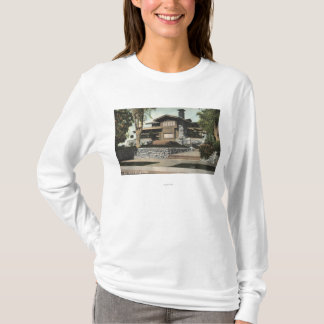 Exterior View of a Californian Bungalow T-Shirt