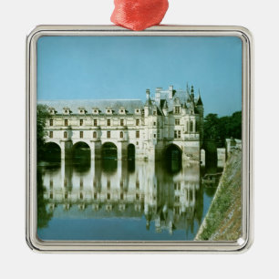 Exterior view of the Donjon Metal Tree Decoration
