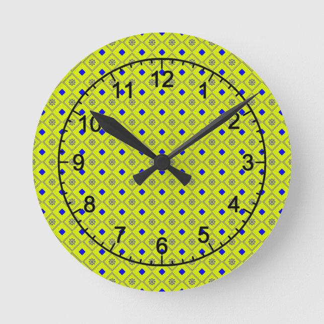 Eye-catching bold yellow and blue round clock (Front)