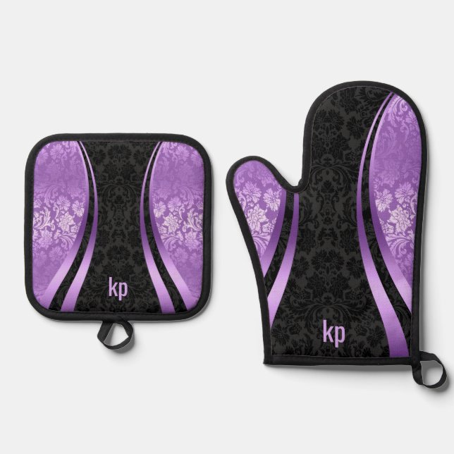 Eye-Catching  purp Black Damask Dynamic Lines Oven Oven Mitt & Pot Holder Set (Front)