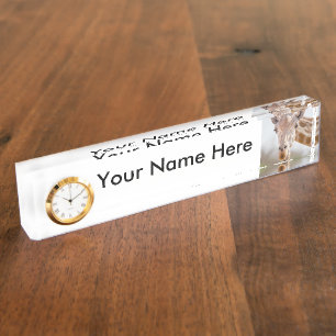 Eye contact with giraffe nameplate