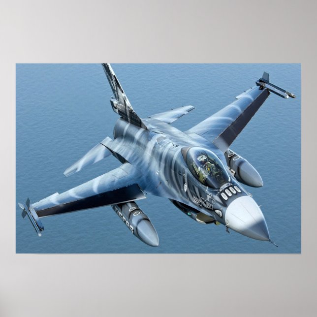 F-16 Fighting Falcon upclose HD Poster (Front)