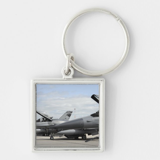 F-16 Fighting Falcons await to launch Key Ring (Front)