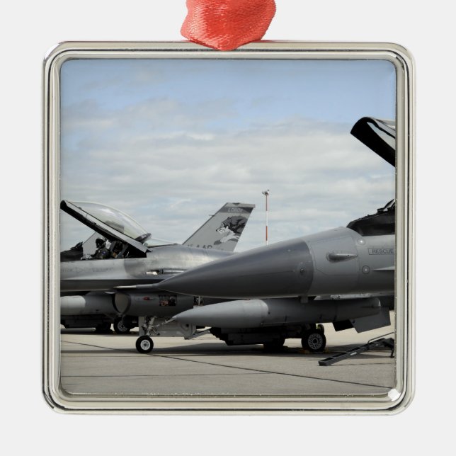 F-16 Fighting Falcons await to launch Metal Tree Decoration (Front)