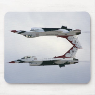 F-16 Thunderbirds Manoeuvre - Inverted Mouse Mat