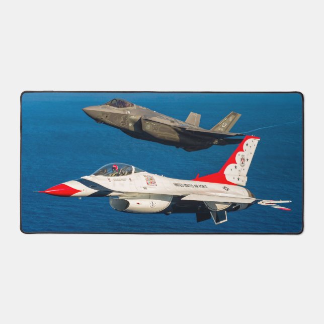 F-16C FIGHTING FALCON DESK MAT (Front)