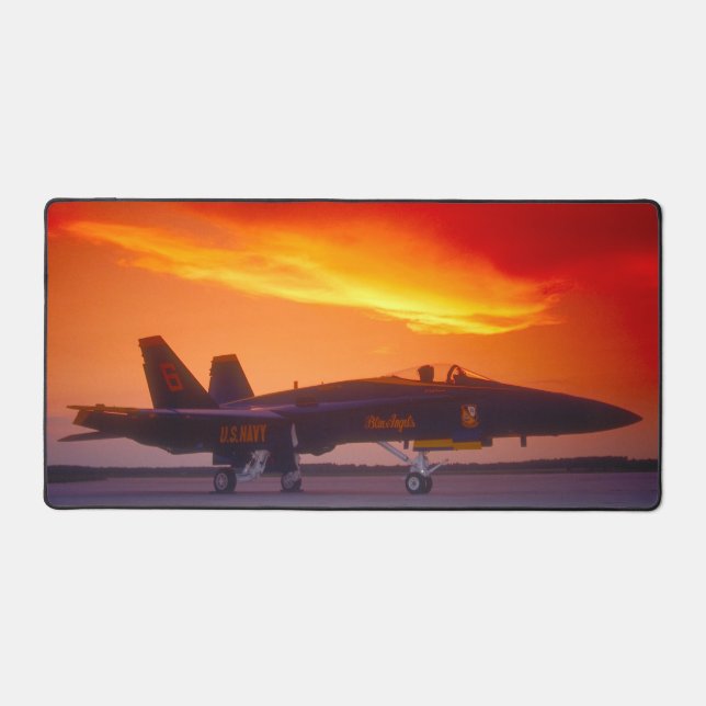F/A-18C HORNET DESK MAT (Front)
