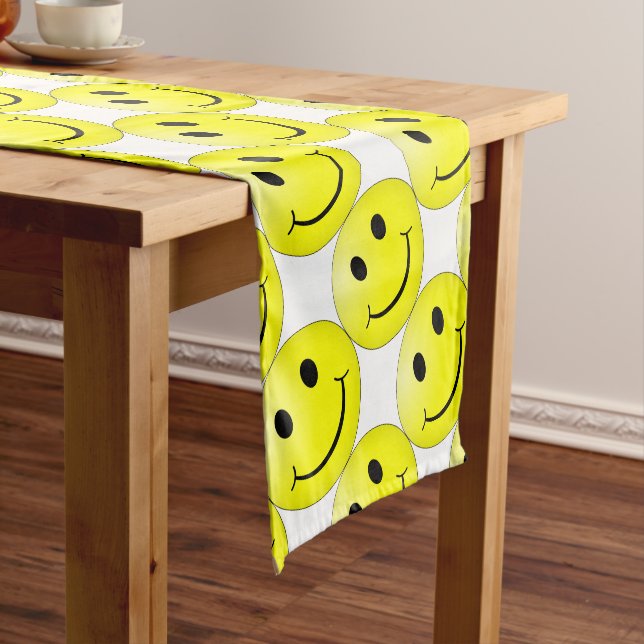 Face Short Table Runner (In Situ)