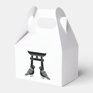 Facing doves and Torii Favour Box