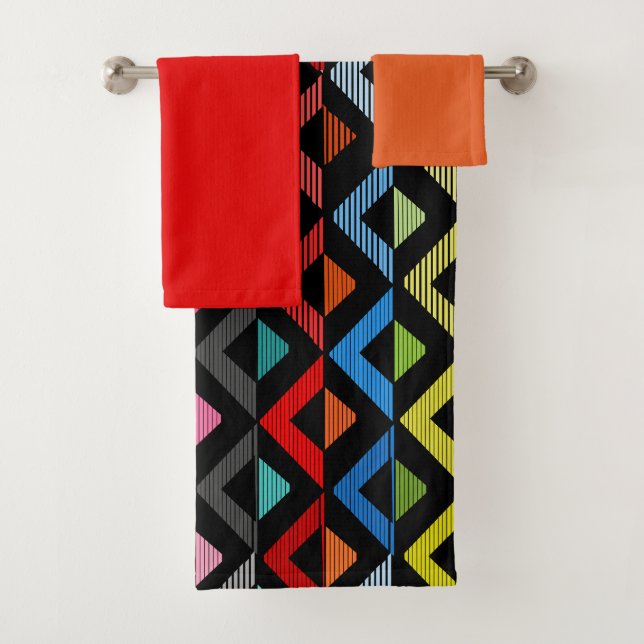 Fading Half-Diamonds Bath Towel Set (Insitu)