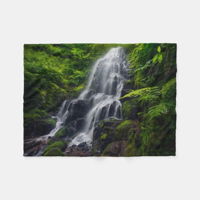 Fairy Falls | Colombia River Gorge Oregon. Fleece Blanket (Front (Horizontal))