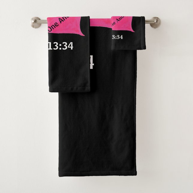 Faith Gifts Collection Bath Towel Set (Insitu)