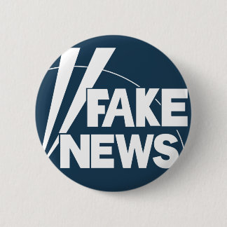 fake news #3 6 cm round badge
