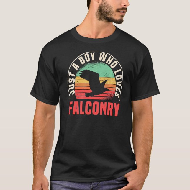 Falconer Falconry Retro Vintage Gamehawking Hawker T-Shirt (Front)